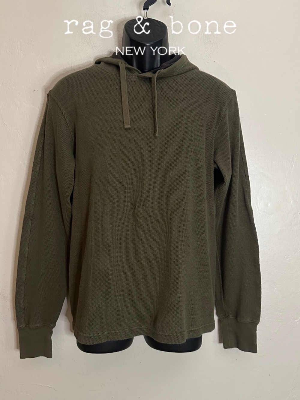 Rag & Bone Hoodie Medium Gently worn 100% cotton 21" armpit to armpit